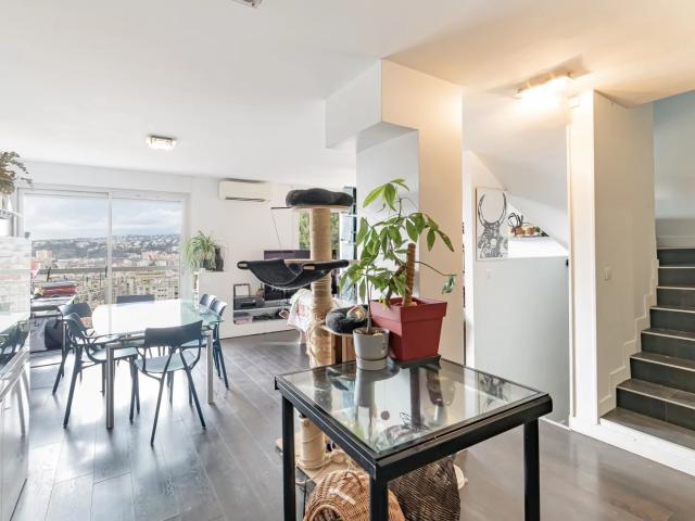 Appartement 5 pièces 130 m²