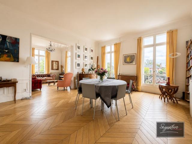 Appartement 5 pièces 130 m²