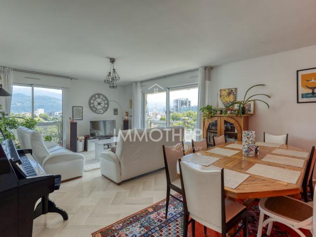 Appartement 5 pièces 130 m²