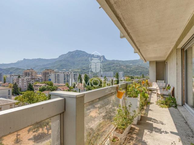 Appartement 5 pièces 130 m²