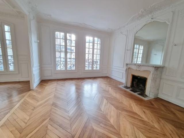 Appartement 5 pièces 131 m²