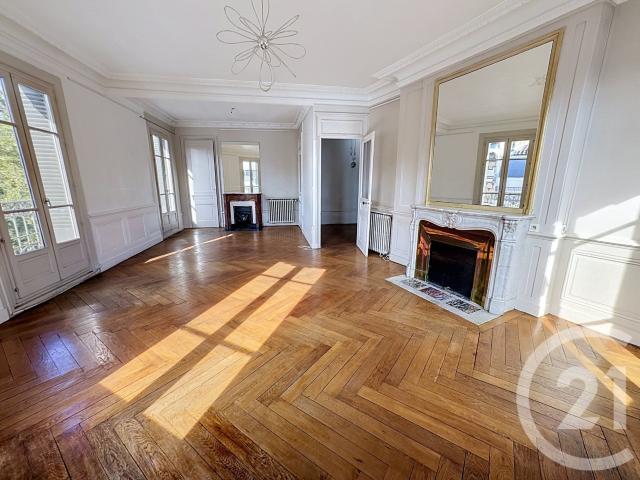 Appartement 5 pièces 132 m²