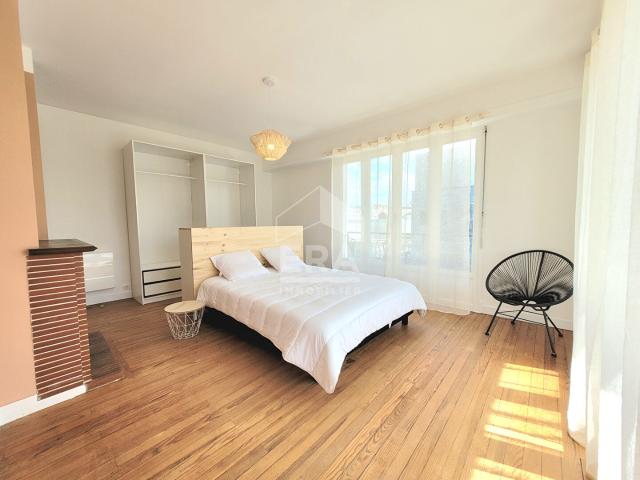 Appartement 5 pièces, 132 m² à louer à Pau 64000