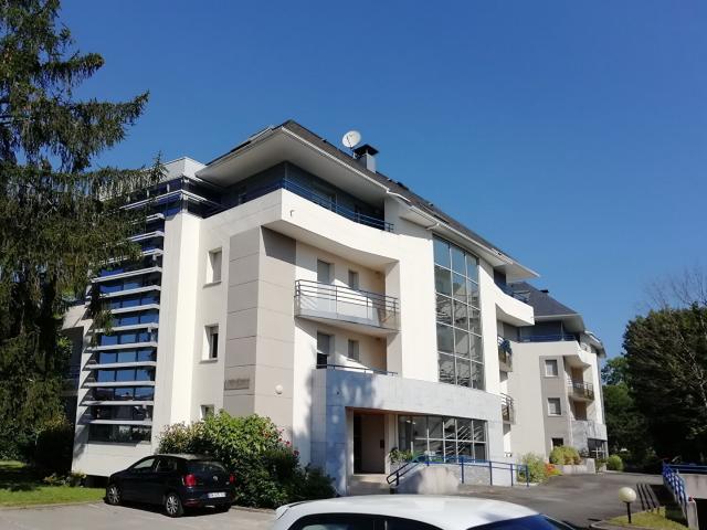 Appartement 5 pièces, 133 m² à louer à Pau 64000