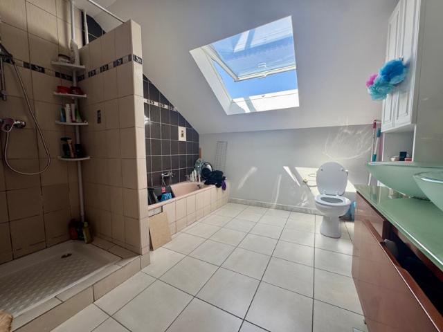 Appartement 5 pièces 135 m2 Holving