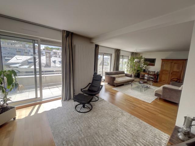Appartement 5 pièces 135 m²