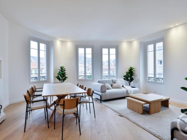 Appartement 5 pièces 135 m²