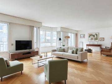 Appartement 5 pièces 135 m²