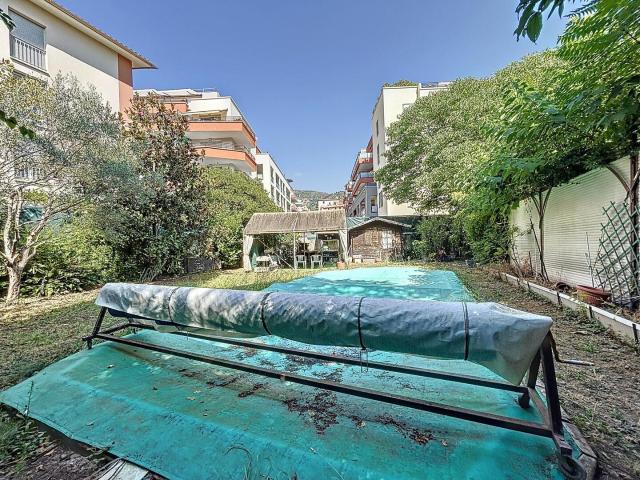 Appartement 5 pièces, 137 m² à louer à Drap 06340