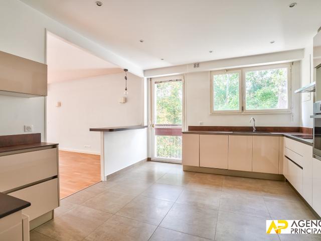 Appartement 5 pièces 140 m²