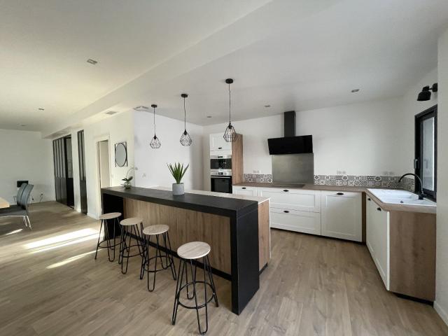 Appartement 5 pièces 141 m²