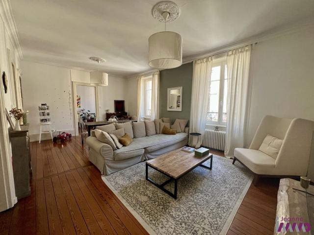 Appartement 5 pièces 142 m²