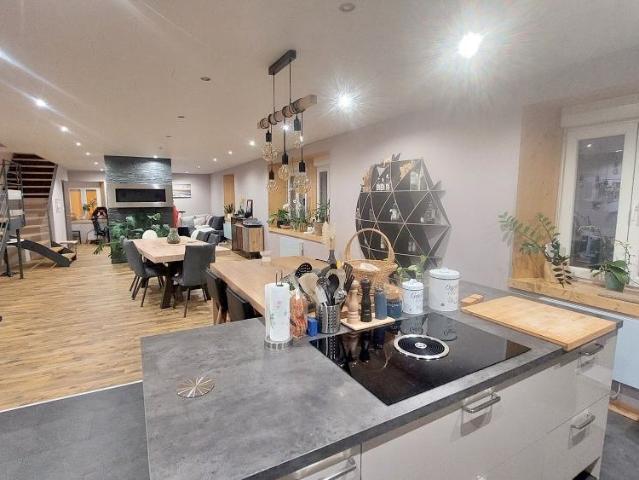 Appartement 5 pièces 142 m²