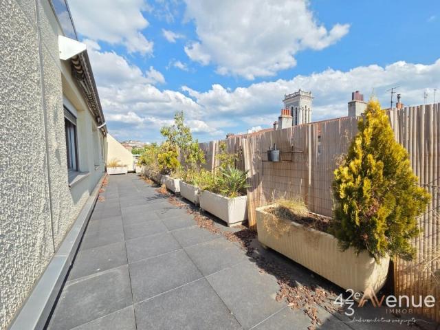 Appartement 5 pièces 143 m²