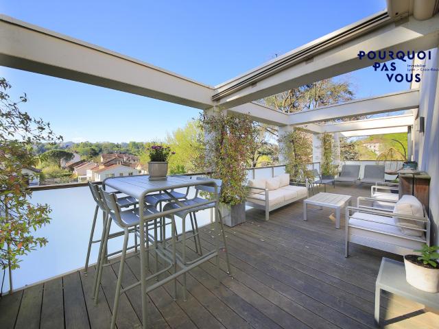 Appartement 5 pièces 143 m²