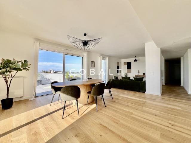 Appartement 5 pièces 143 m²