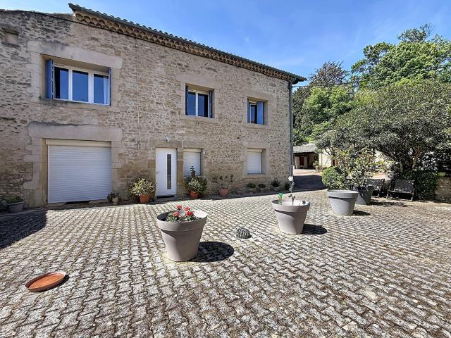 Appartement 5 pièces 143 m²