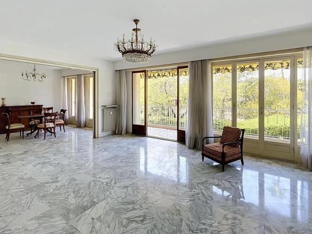 Appartement 5 pièces 143 m²