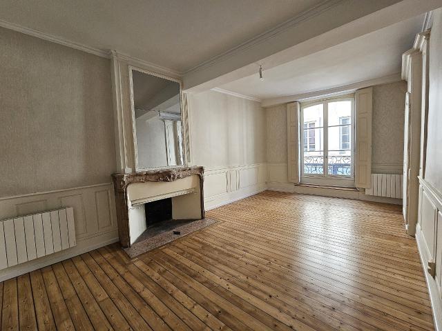 Appartement 5 pièces 144 m²