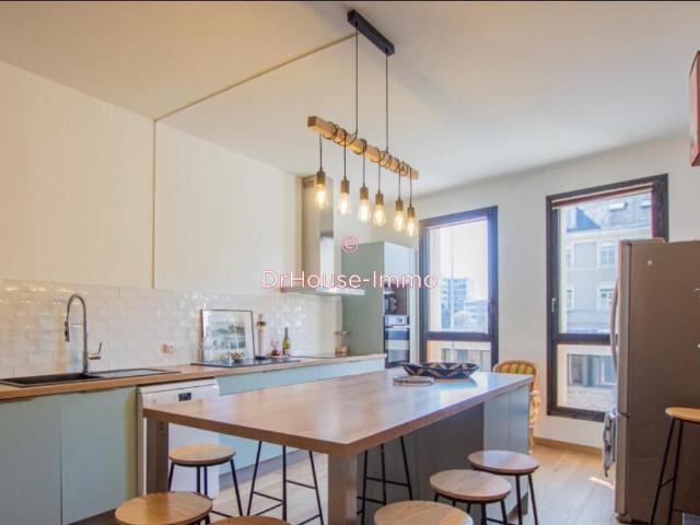 Appartement 5 pièces 144 m²
