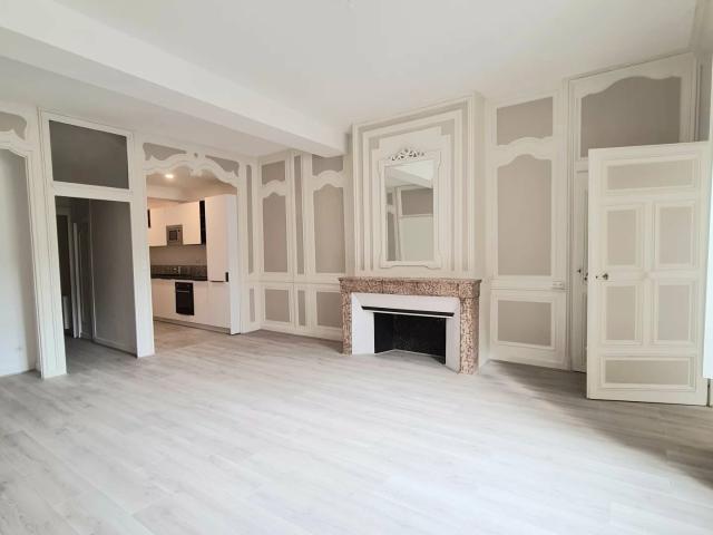 Appartement 5 pièces 144 m²