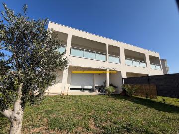 Appartement 5 pièces 144 m²