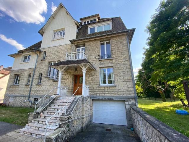 Appartement 5 pièces 145 m²