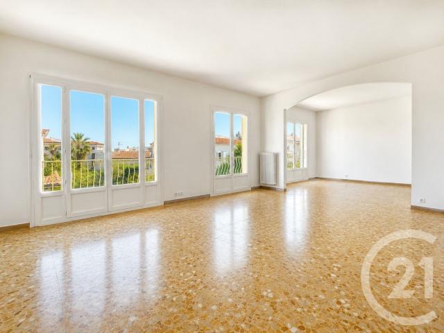 Appartement 5 pièces 147 m²
