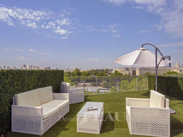 Appartement 5 pièces 148 m²