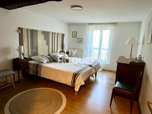 Appartement 5 pièces, 151 m² à louer à Agen 47000