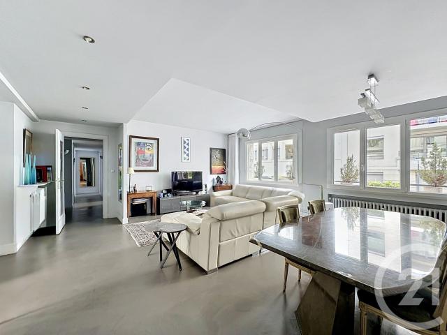 Appartement 5 pièces 152 m²