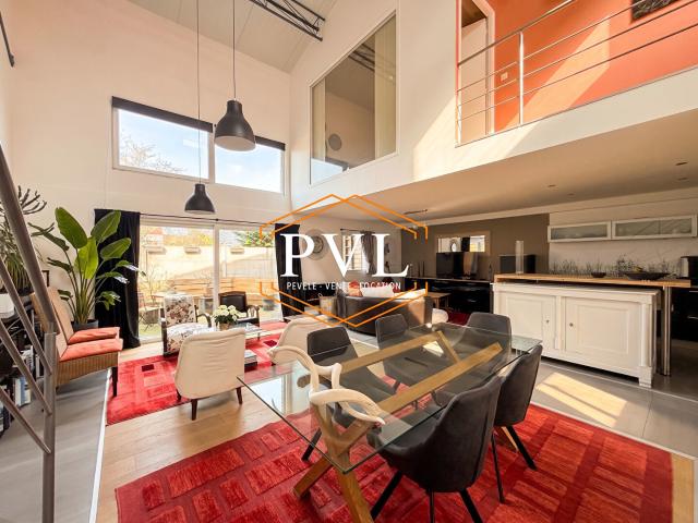 Appartement 5 pièces 152 m²