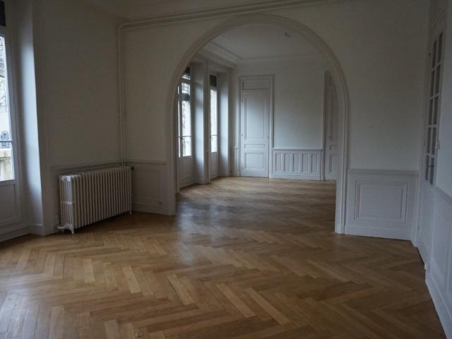 Appartement 5 pièces 154 m²