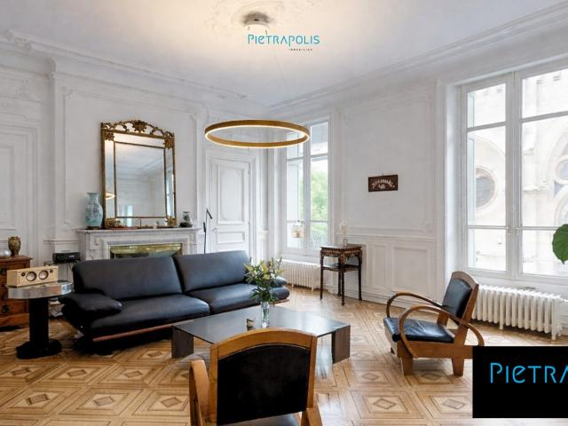 Appartement 5 pièces 154 m²