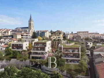 Appartement 5 pièces 155 m²
