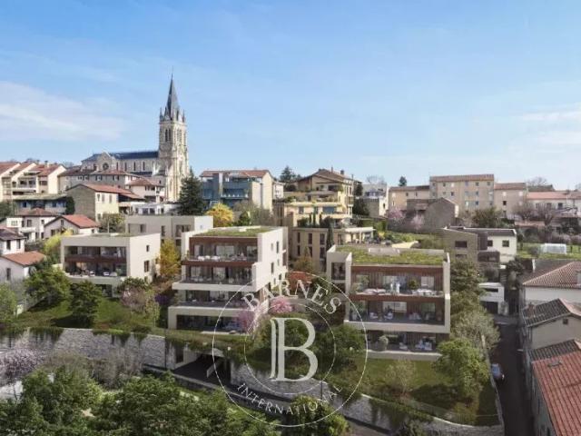 Appartement 5 pièces 155 m²