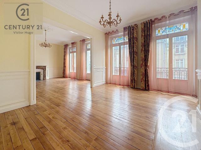 Appartement 5 pièces 155 m²