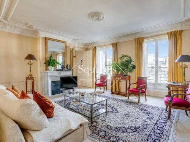 Appartement 5 pièces 156 m²