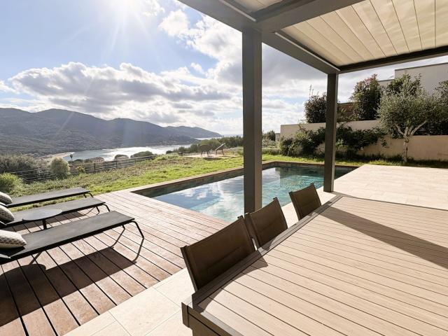 Maison 5 pièces 156 m²
