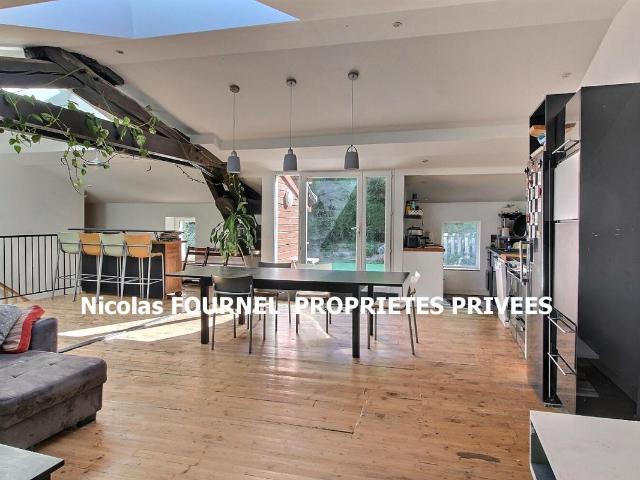 Appartement 5 pièces 156 m²