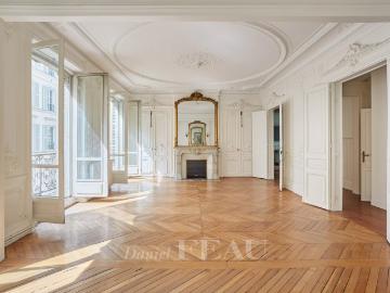 Appartement 5 pièces 157 m²
