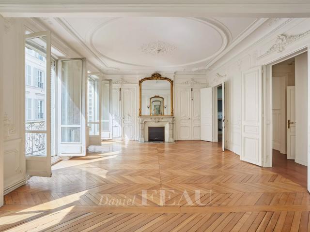 Appartement 5 pièces 157 m²
