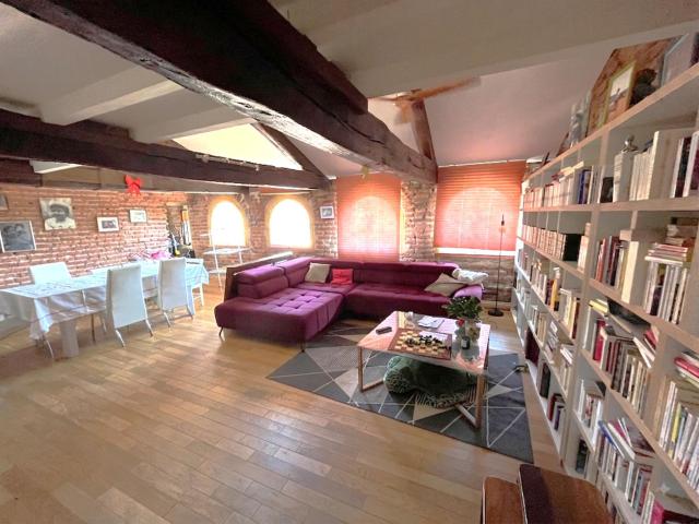 Appartement 5 pièces 158 m²