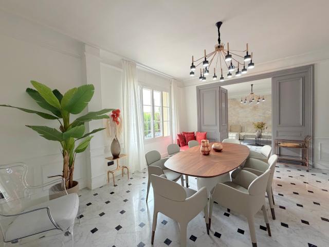 Appartement 5 pièces 158 m²