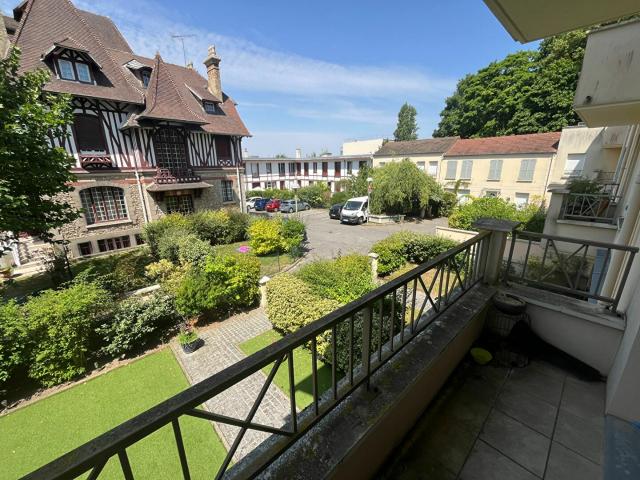 Appartement 5 pièces 158 m²