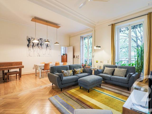 Appartement 5 pièces 158 m²