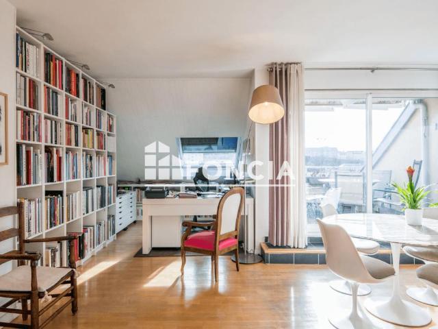 Appartement 4 pièces 146 m²