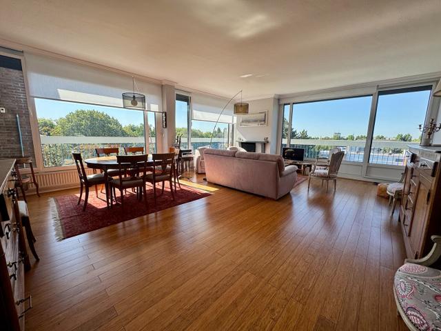 Appartement 5 pièces 159 m²