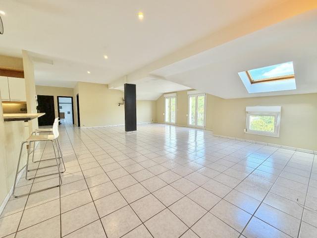 Appartement 5 pièces 159 m²