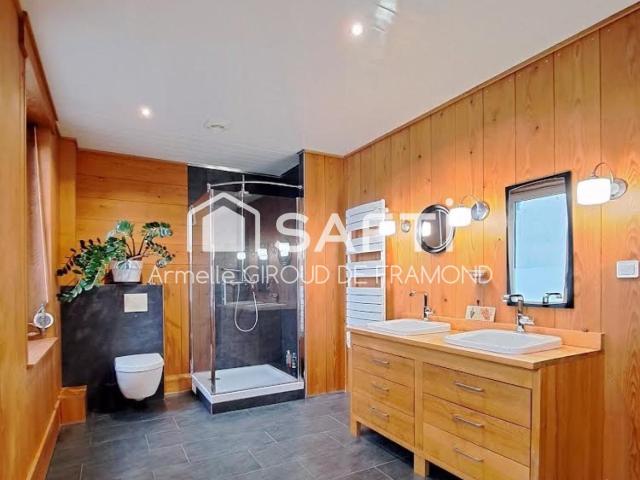 Appartement 5 pièces 160 m²